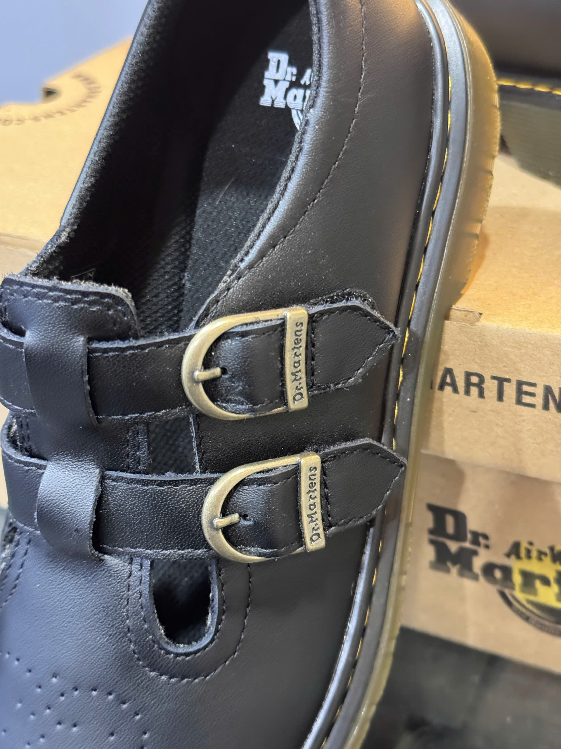 Dr. Martens 8065 Y